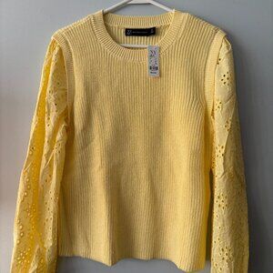 Crew Neck Eyelet Long Sleeve Pullover, Beige Fantasy, Light Yellow, Size M
